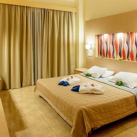 Marianna Palace Hotel Колимбия Екстериор снимка