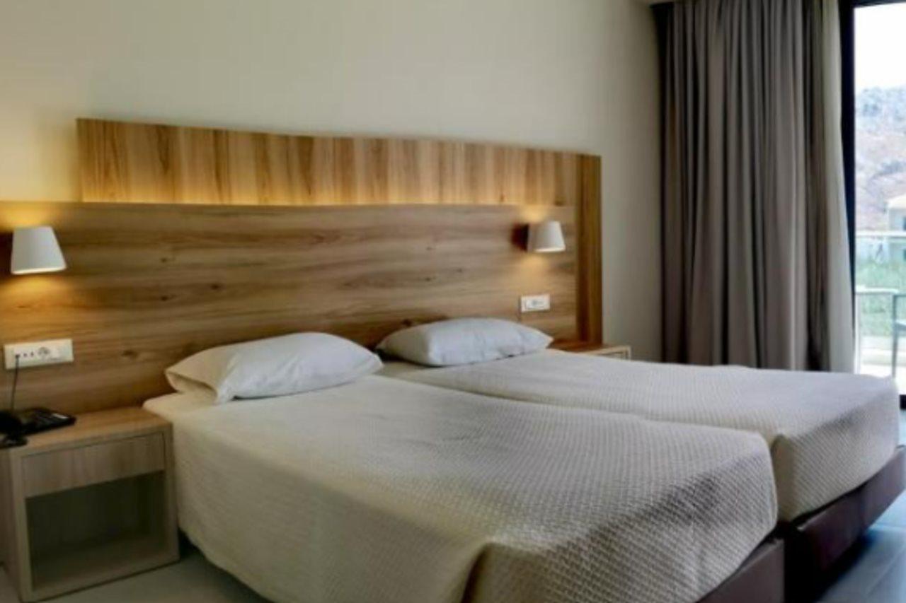 Marianna Palace Hotel Колимбия Екстериор снимка