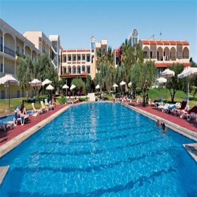 Marianna Palace Hotel Колимбия Екстериор снимка